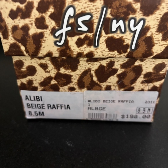 French Sole Raffia Slide - Picture 3 of 6